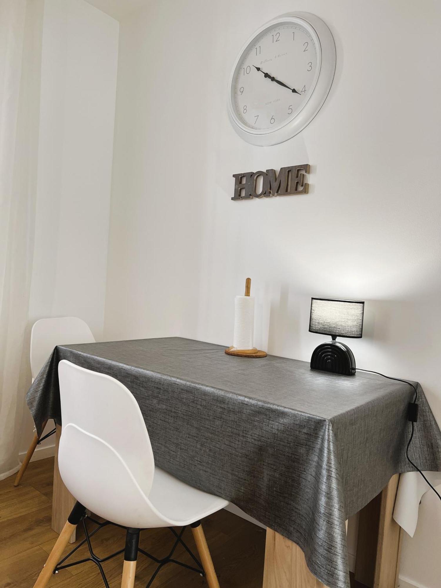 Rm-0 - Appartement F2 Au Rdc A Mulhouse Pour 1-2 Pers Luaran gambar